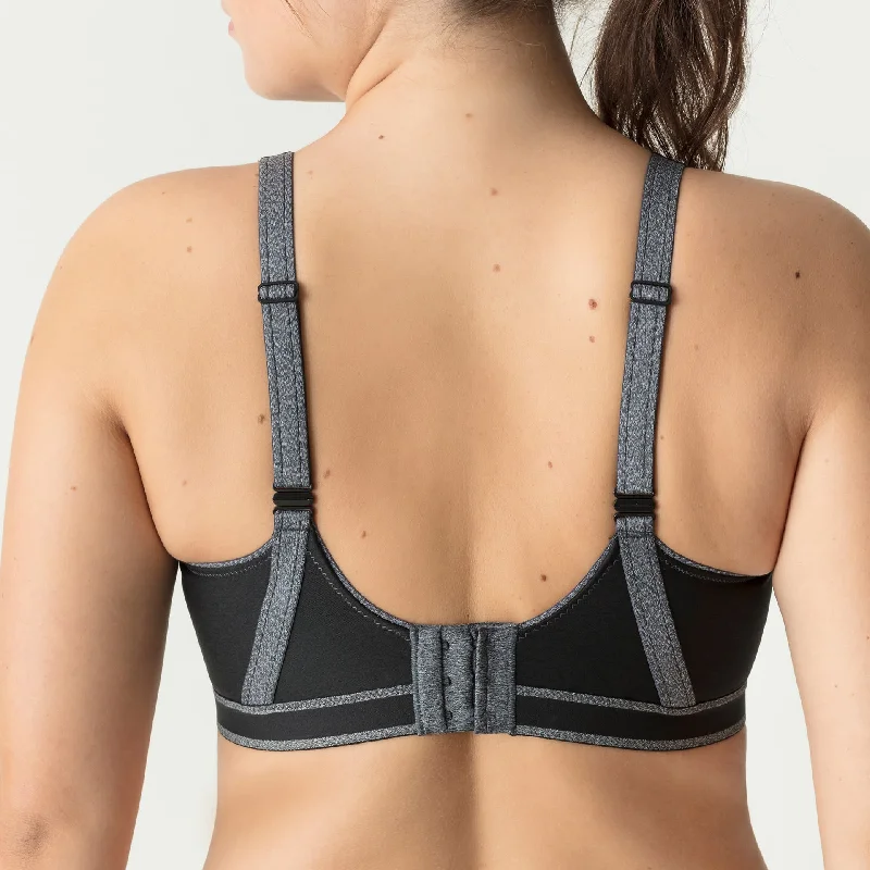 Prima Donna Sport The Sweater Underwired Sports Bra in Black